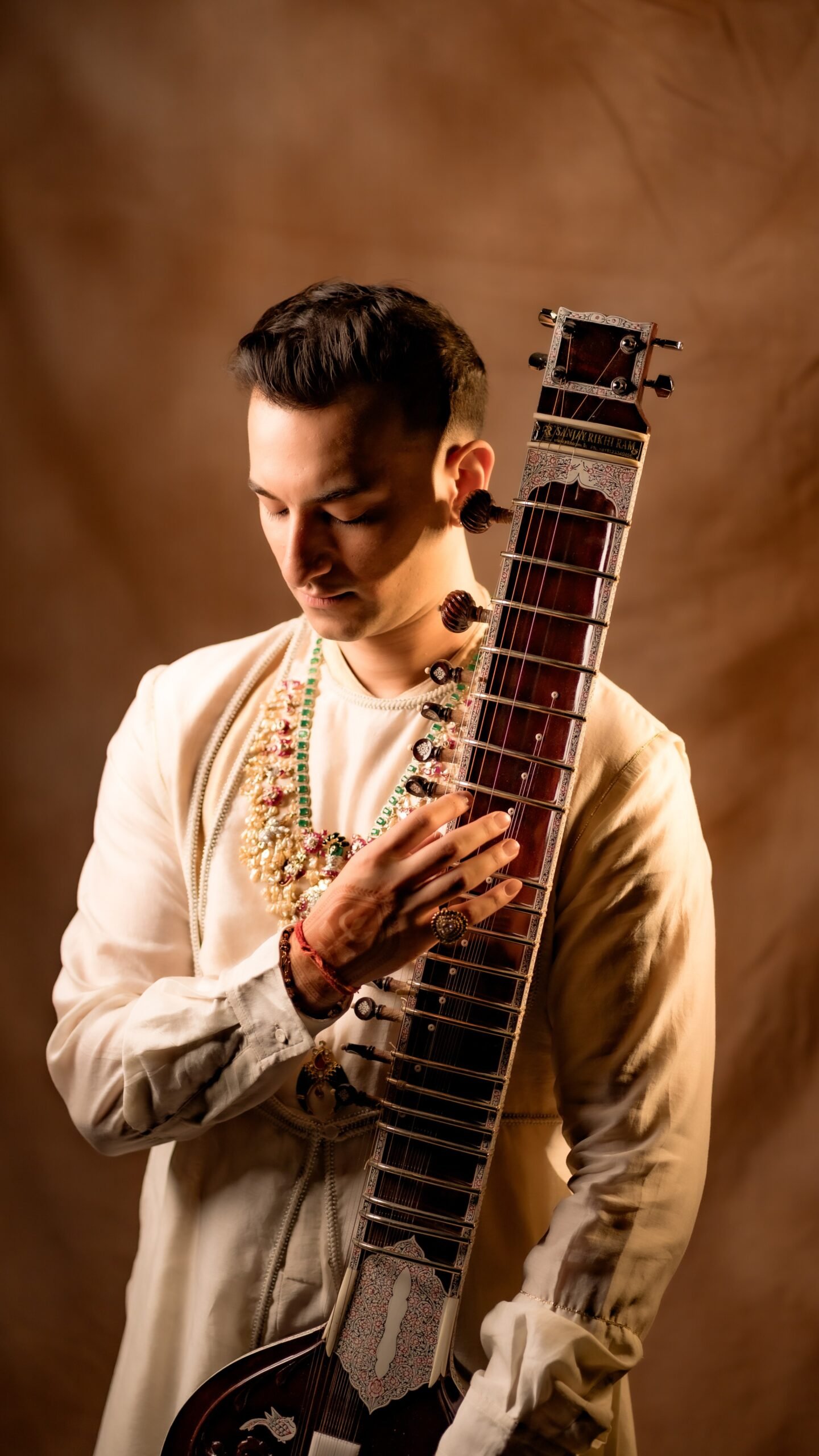 Decoding Rishabh Sharma’s genre-defining stage style